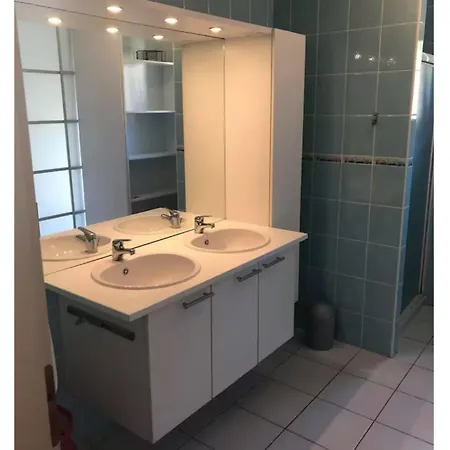 Fitis ! 6 Person With 1 Pool On A *